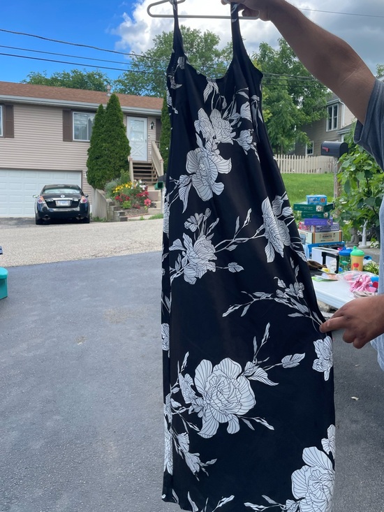 Dresses & Skirts - Black Floral Maxi Dress with White Flower Print